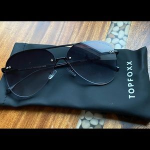 Megan 2 sunglasses from TopFoxx!